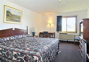 Baymont By Wyndham Beloit Hotel Luaran gambar