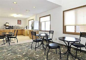 Baymont By Wyndham Beloit Hotel Luaran gambar
